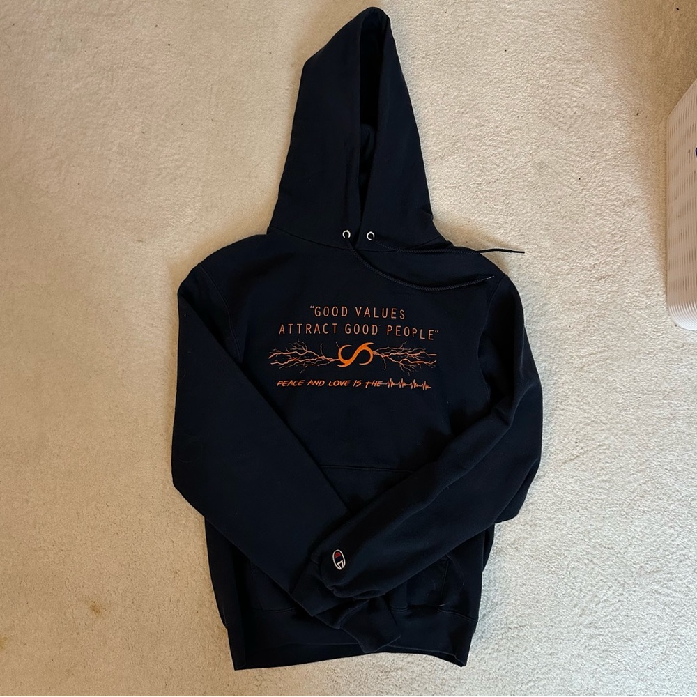 Samourai Good Vibes Attract Good People Champion Hoodie